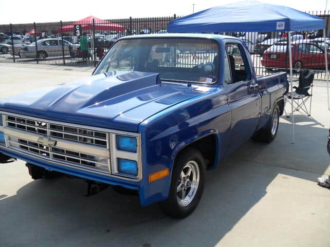 1981 blue Chevy C10 show truck